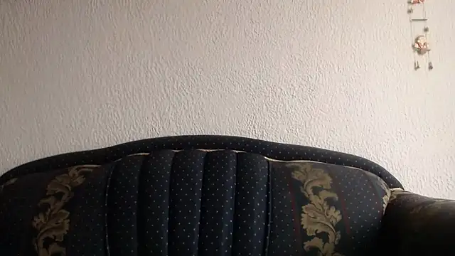 valeriapinter online show from March 11, 2026, 1:05 pm