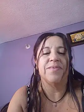 Snapshot of valeriapinter chatting on August 5, 2026, 12:43 pm valeriapinter online show from August 5, 2026, 12:43 pm