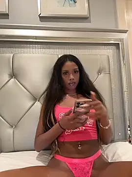 mismialove online show from May 3, 2026, 9:03 am