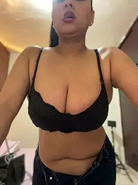 Snapshot of sofia_xxx02 chatting on March 23, 2026, 12:05 pm sofia xxx02 online show from March 23, 2026, 12:05 pm