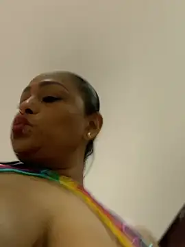 Snapshot of sofia_xxx02 chatting on May 20, 2026, 12:07 am sofia xxx02 online show from May 20, 2026, 12:07 am