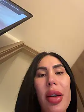 Snapshot of nelumbonucifera chatting on March 27, 2026, 5:38 am nelumbonucifera online show from March 27, 2026, 5:38 am