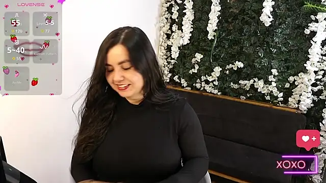 Snapshot of ainohacarter_89 chatting on February 14, 2026, 12:44 am ainohacarter 89 online show from February 14, 2026, 12:44 am