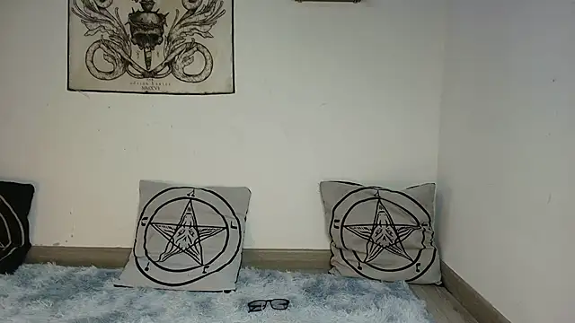 Snapshot of luci_fer_devil chatting on March 18, 2026, 1:53 am luci fer devil online show from March 18, 2026, 1:53 am